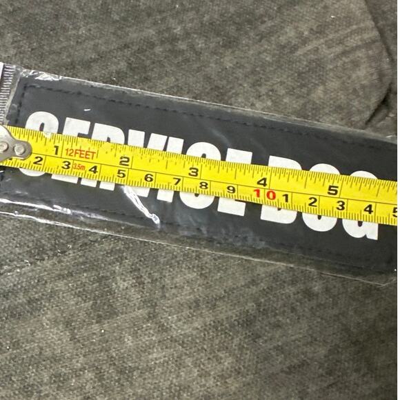 Service Dog patches pack of 2 they are 6x2 Loop & hook attachment or sew on. NWT - Picture 3 of 4